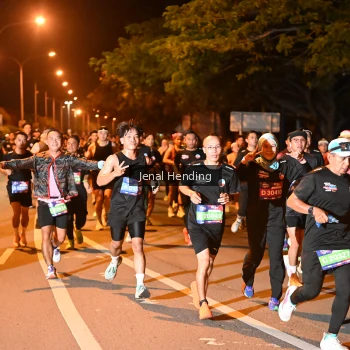 Runner Photo 3541087