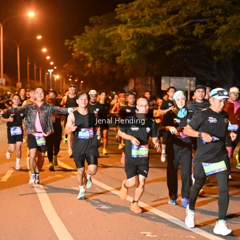 Runner Photo 3541089