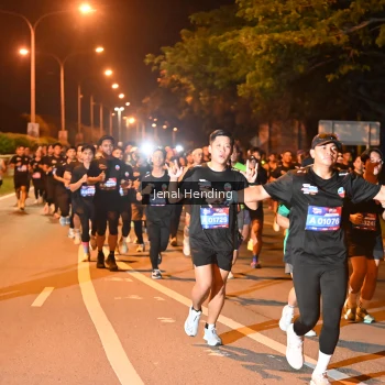 Runner Photo 3541090