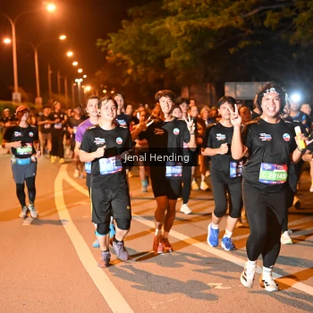 Runner Photo 3541095