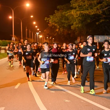 Runner Photo 3541101