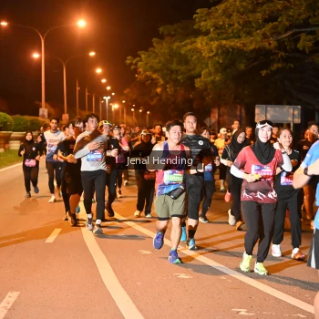 Runner Photo 3541109