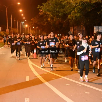 Runner Photo 3541119