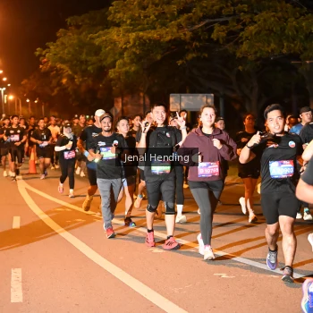 Runner Photo 3541122
