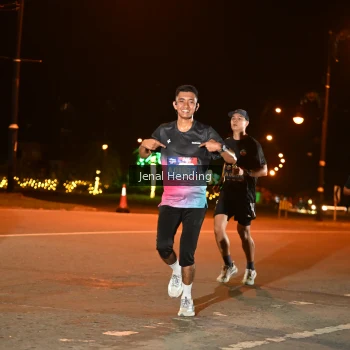 Runner Photo 3541135