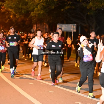 Runner Photo 3541144