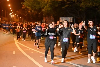 Runner Photo 3541146