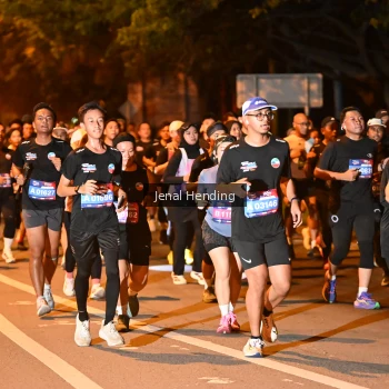 Runner Photo 3541165