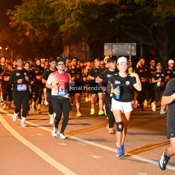 Runner Photo 3541177