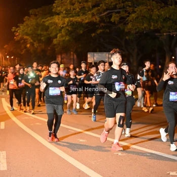 Runner Photo 3541187