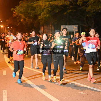 Runner Photo 3541191