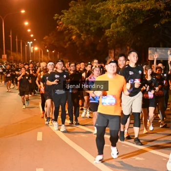 Runner Photo 3541200