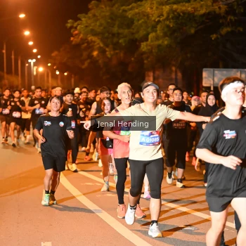 Runner Photo 3541205