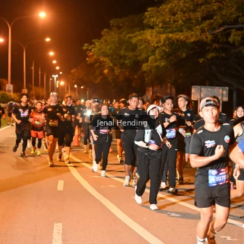 Runner Photo 3541206