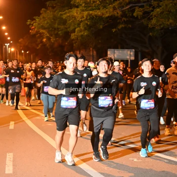 Runner Photo 3541223