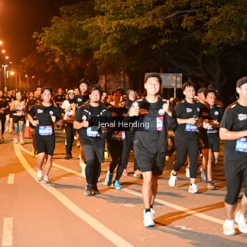 Runner Photo 3541224