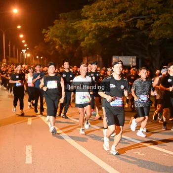 Runner Photo 3541249