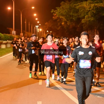 Runner Photo 3541253