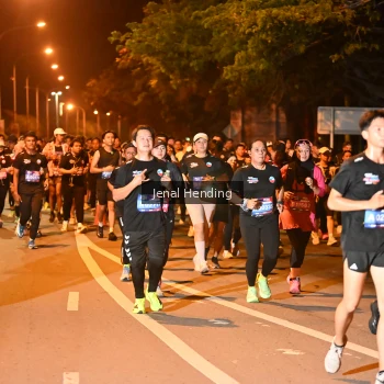 Runner Photo 3541255