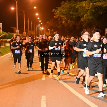 Runner Photo 3541259
