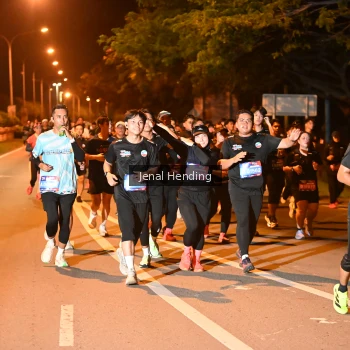 Runner Photo 3541285