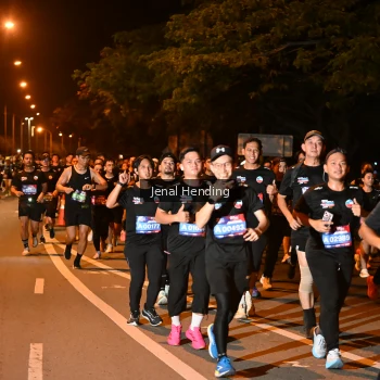 Runner Photo 3541319