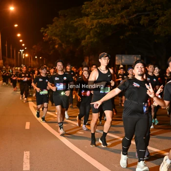 Runner Photo 3541323