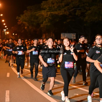 Runner Photo 3541331
