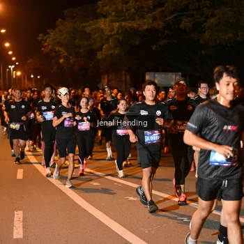 Runner Photo 3541340