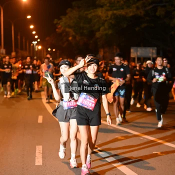 Runner Photo 3541349