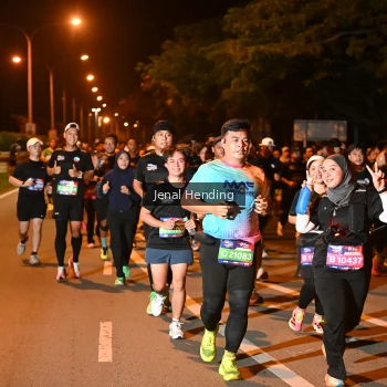 Runner Photo 3541356