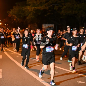 Runner Photo 3541389