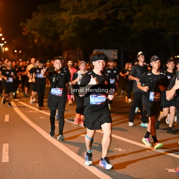 Runner Photo 3541391