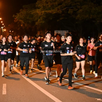 Runner Photo 3541396