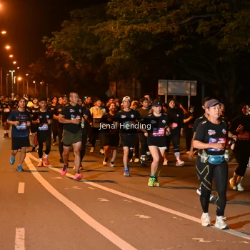 Runner Photo 3541421