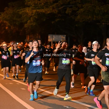 Runner Photo 3541425