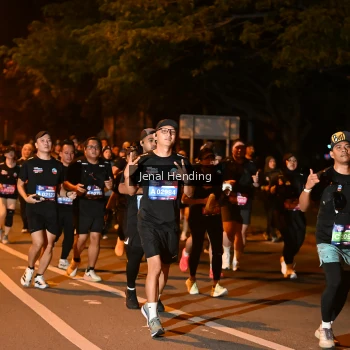 Runner Photo 3541434