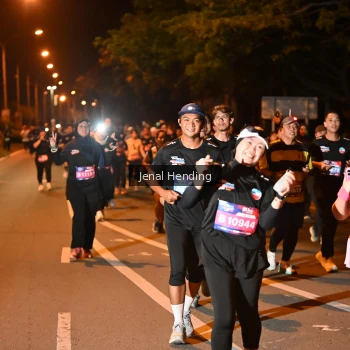 Runner Photo 3541474