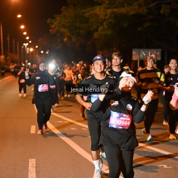 Runner Photo 3541475