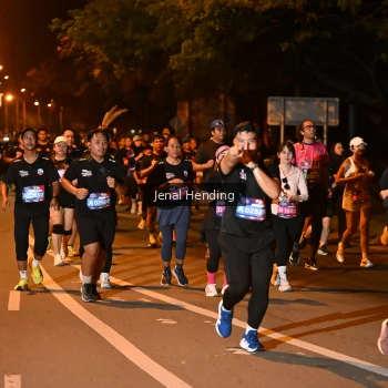 Runner Photo 3541481