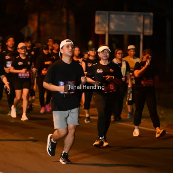 Runner Photo 3541582