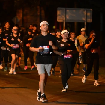 Runner Photo 3541584