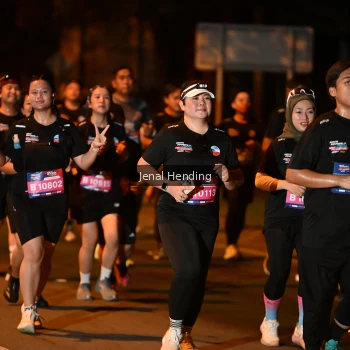 Runner Photo 3541598