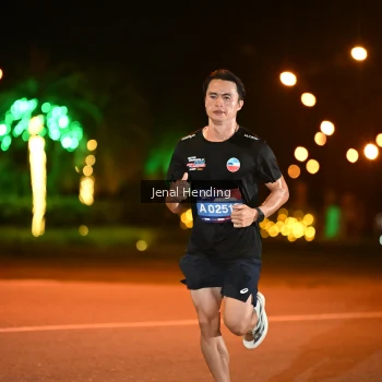 Runner Photo 3541623