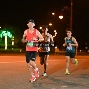 Runner Photo 3541624