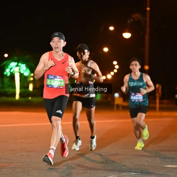 Runner Photo 3541626