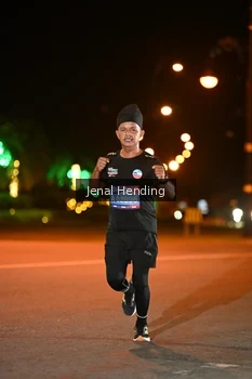 Runner Photo 3541669