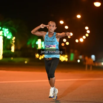 Runner Photo 3541671