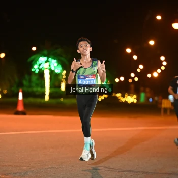 Runner Photo 3541674