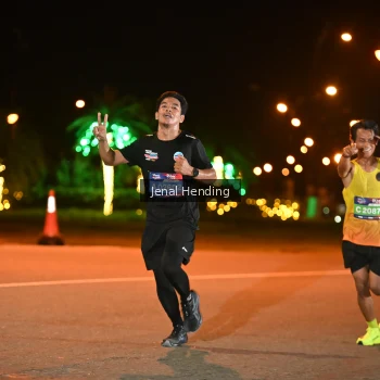 Runner Photo 3541675